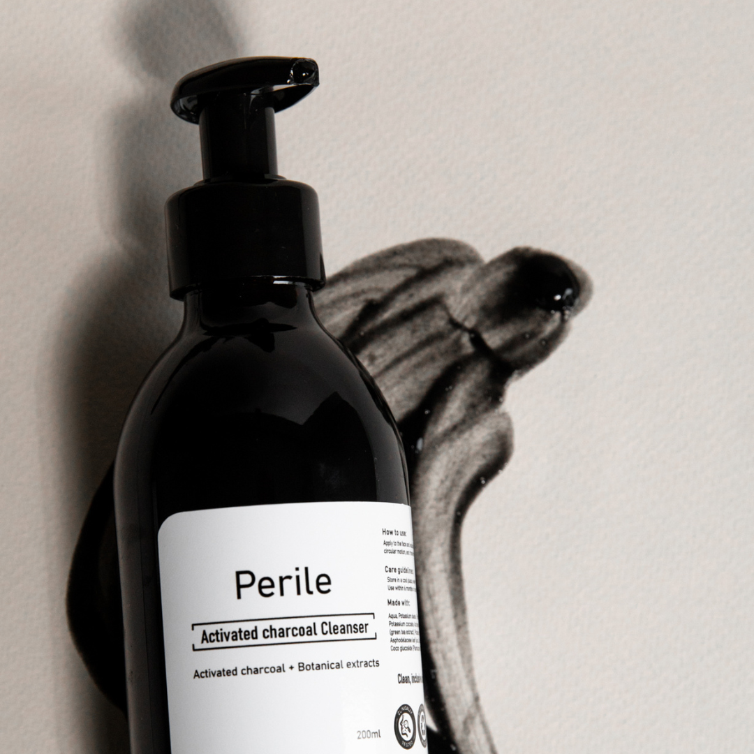 Perile - Activated Charcoal Cleanser 200ml