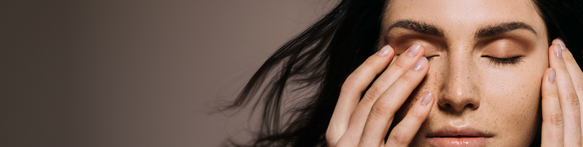 why-fewer-ingredients-matter-in-skincare dt hero